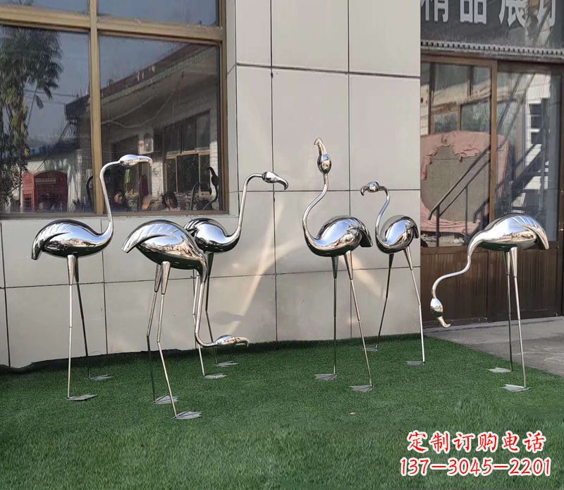 南京优雅古典的镜面不锈钢仙鹤雕塑