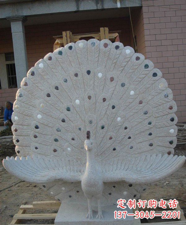 南京精美雕塑,定制孔雀开屏石雕