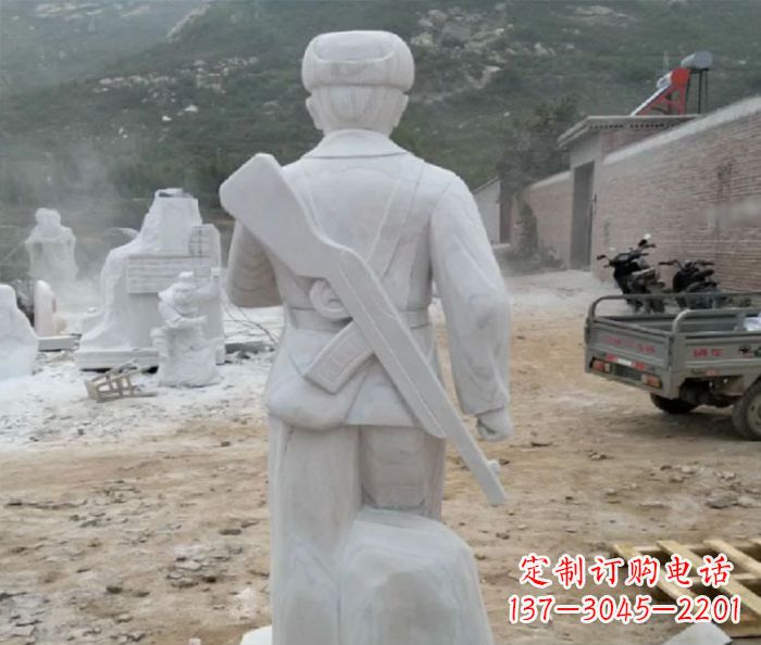 南京来自中领雕塑的经典定制雷锋雕塑