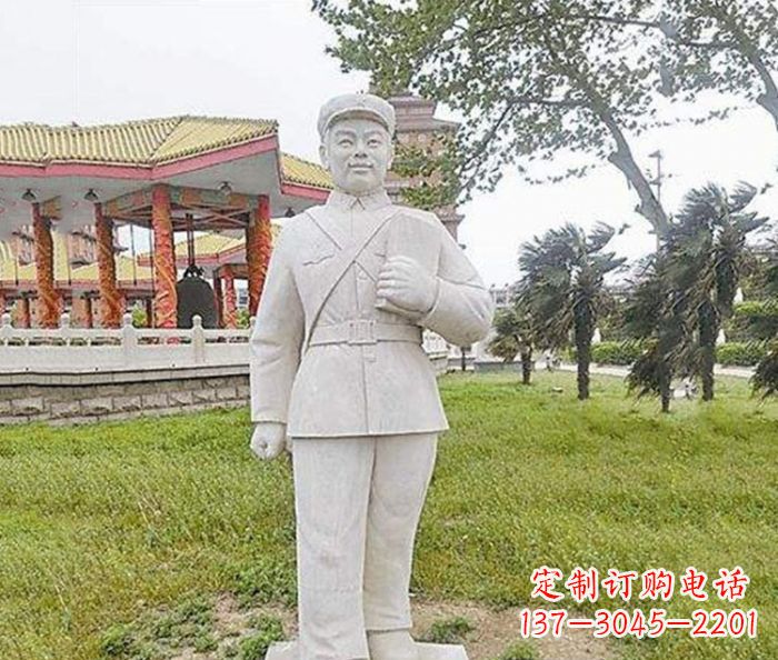 南京雷锋石雕——传承奉献精神
