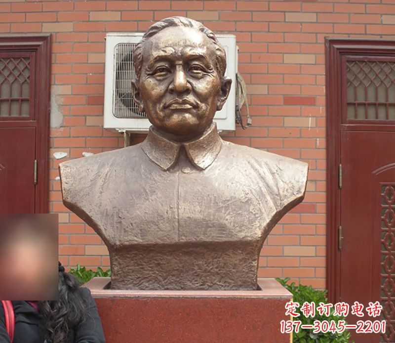 南京铜雕李四,与众不同的光头匠艺