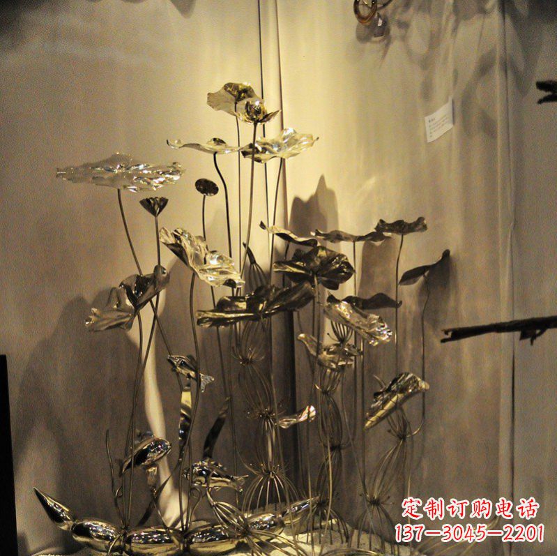 南京莲花雕塑-造型优雅,精致美观
