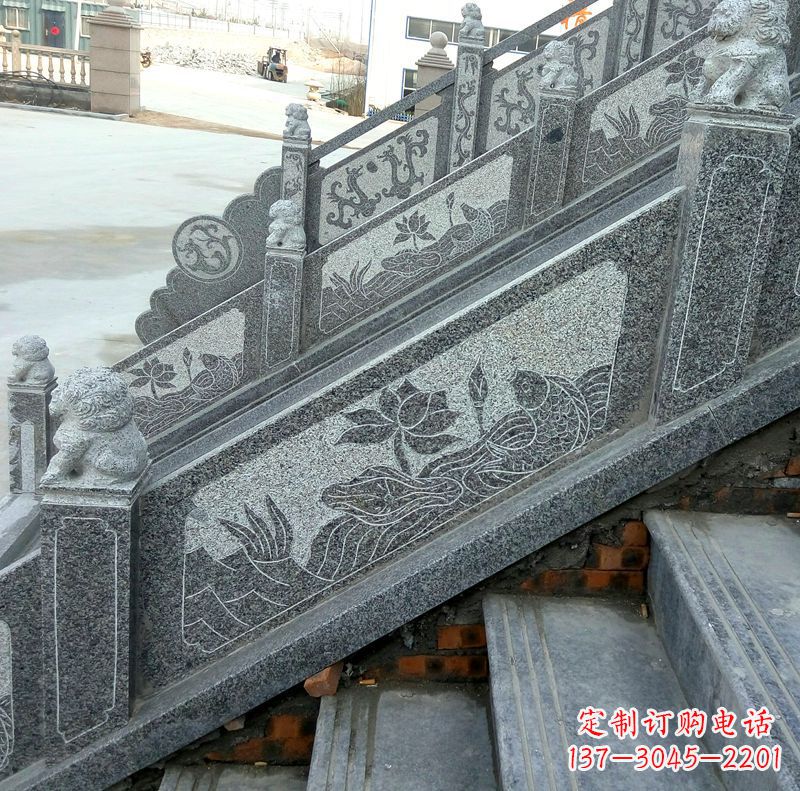 南京青石栏板雕塑—精湛工艺的完美展示