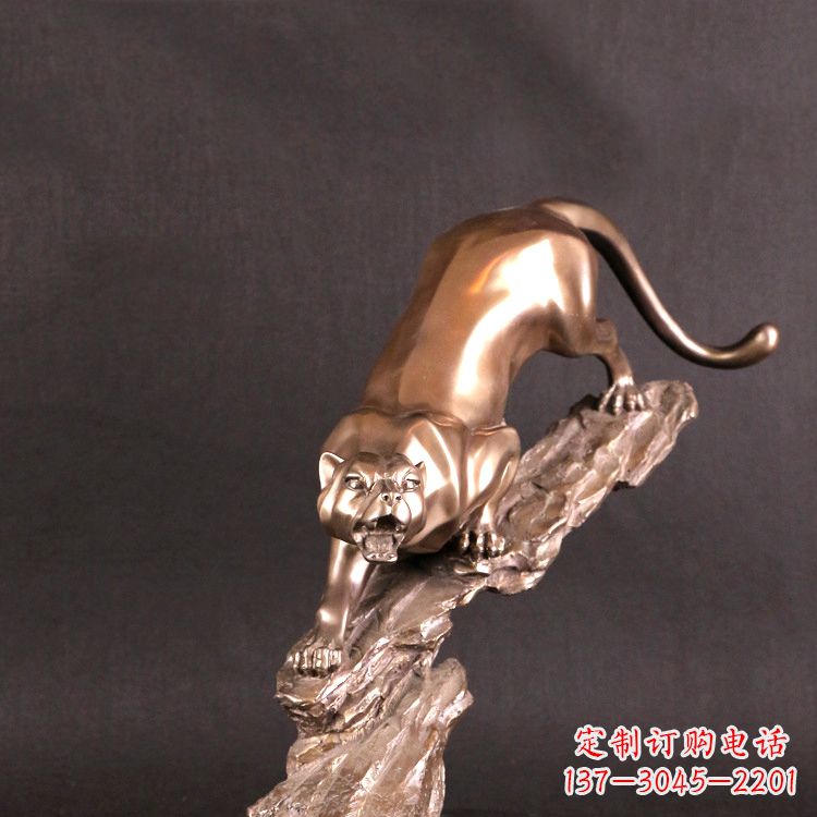 南京猎豹玻璃钢雕塑