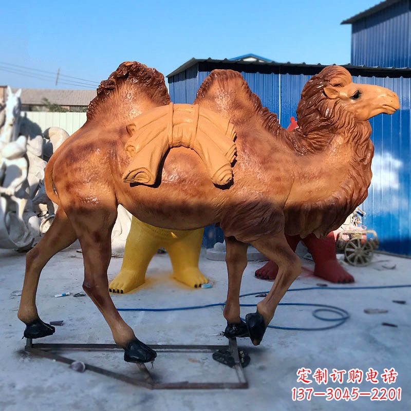 南京骆驼玻璃钢仿真雕塑