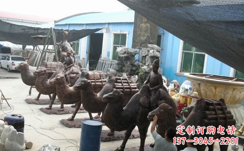 南京骆驼公园动物铜雕魅力无限