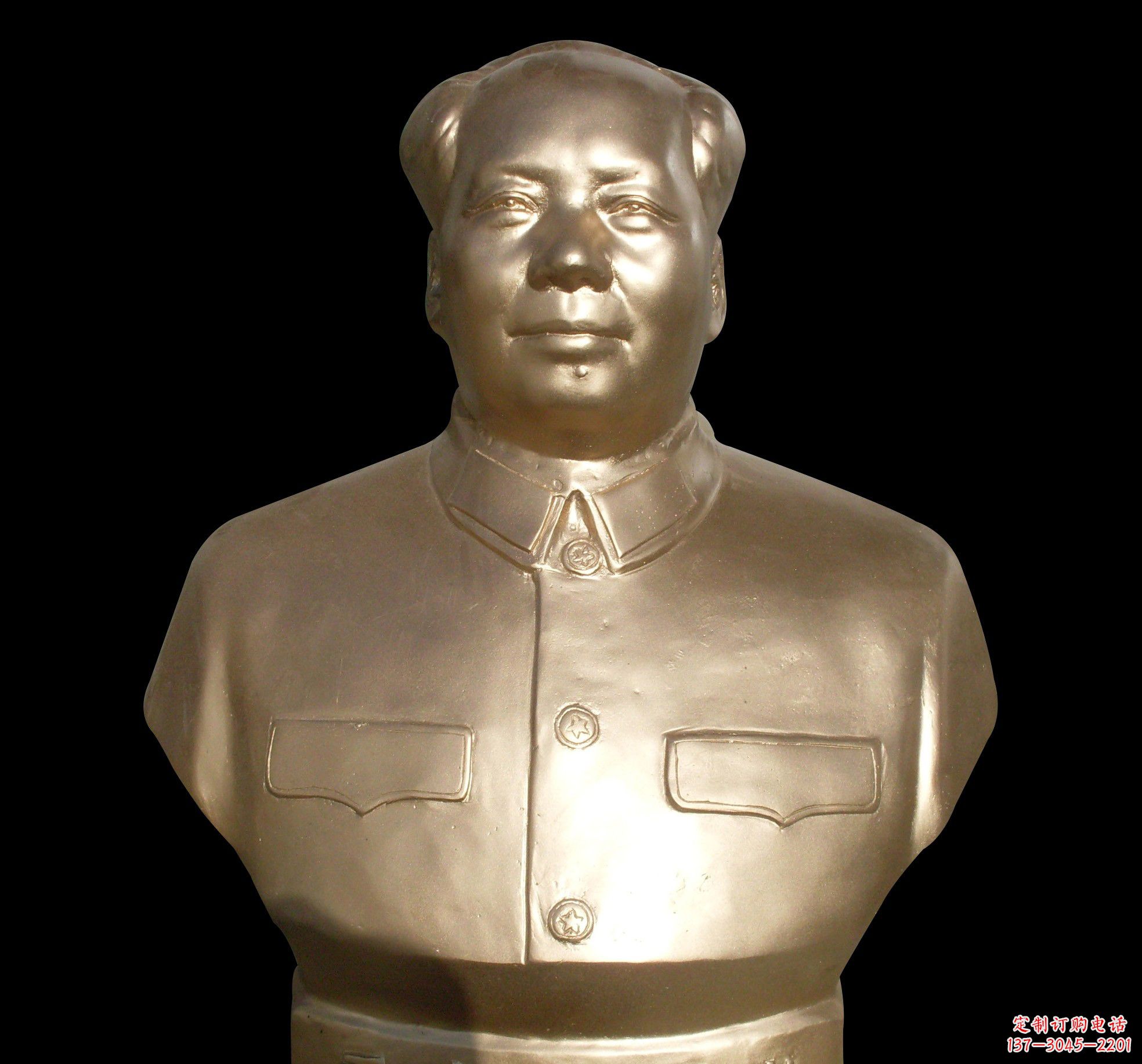 南京劳动精神永存——毛主席半身铜像