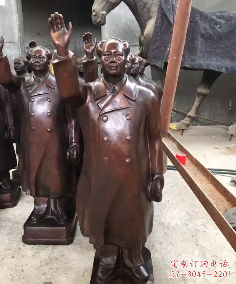 南京伟大领袖诞生的主席雕塑