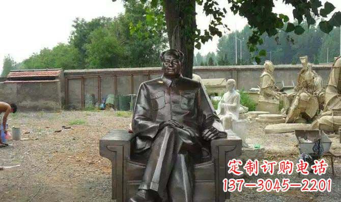 南京中领雕塑推出的主席雕塑珍藏版,由高级工艺…