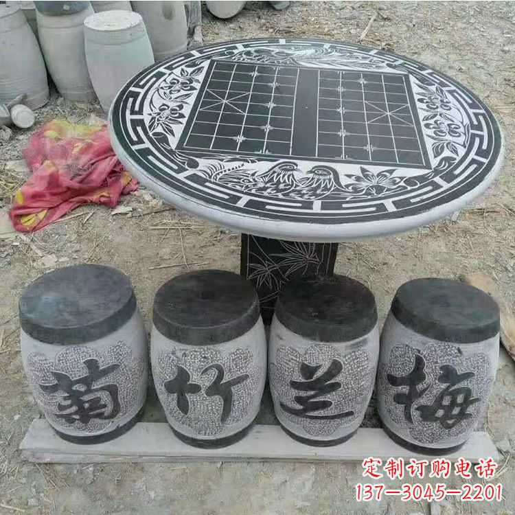 南京传统文化融入石桌凳雕塑