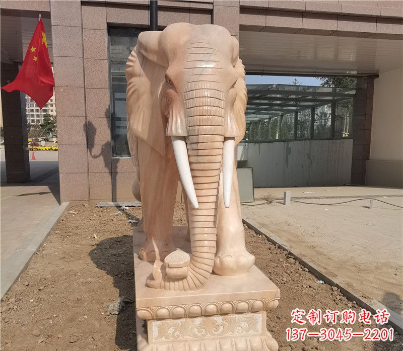 南京品质卓越,大象石雕门口装点