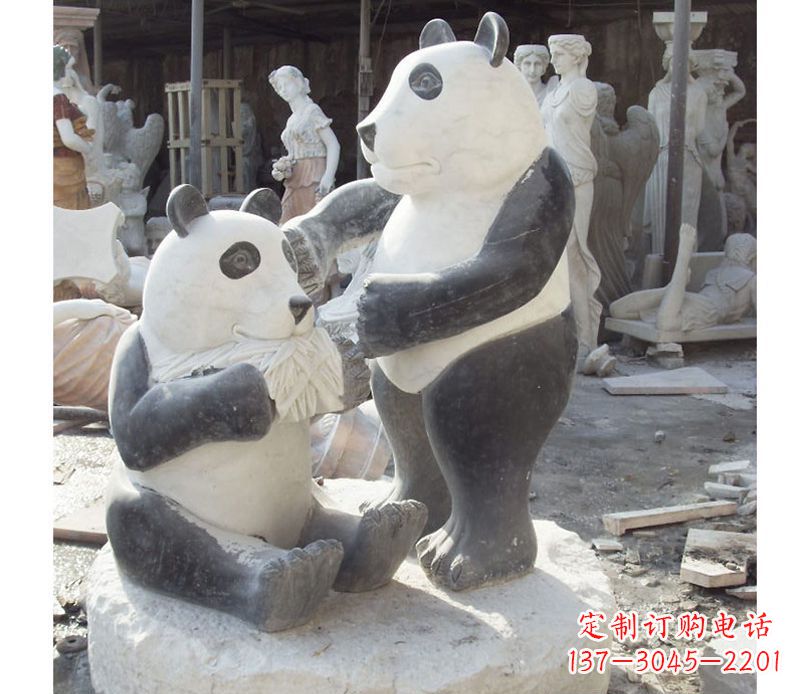 南京母子熊猫石雕,传达真挚的亲情