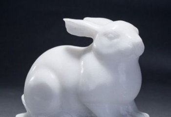 南京精致汉白玉兔子雕塑