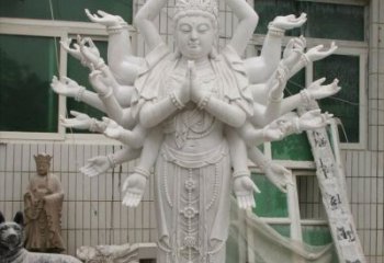 南京汉白玉千手观音雕塑，精致细腻，深具宗教意义