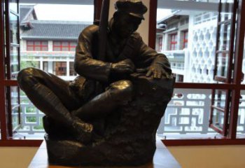 南京铜雕红军战士纪念雕塑，烈士镌刻永恒记忆