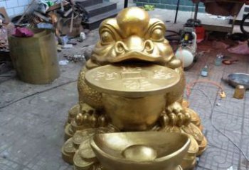 南京铜质金蟾招财动物雕塑