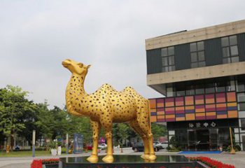 南京闪亮可爱的不锈钢骆驼雕塑
