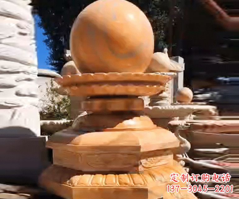 南京喷泉里的石材雕塑