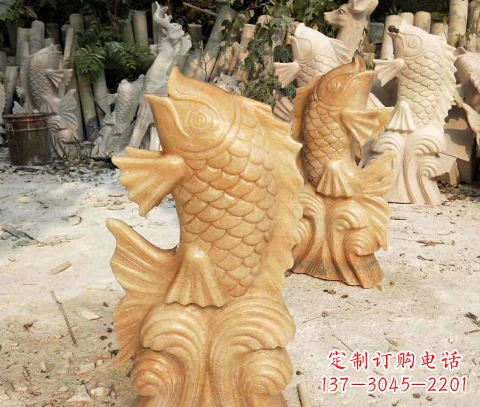 南京中领雕塑精美鲤鱼雕塑