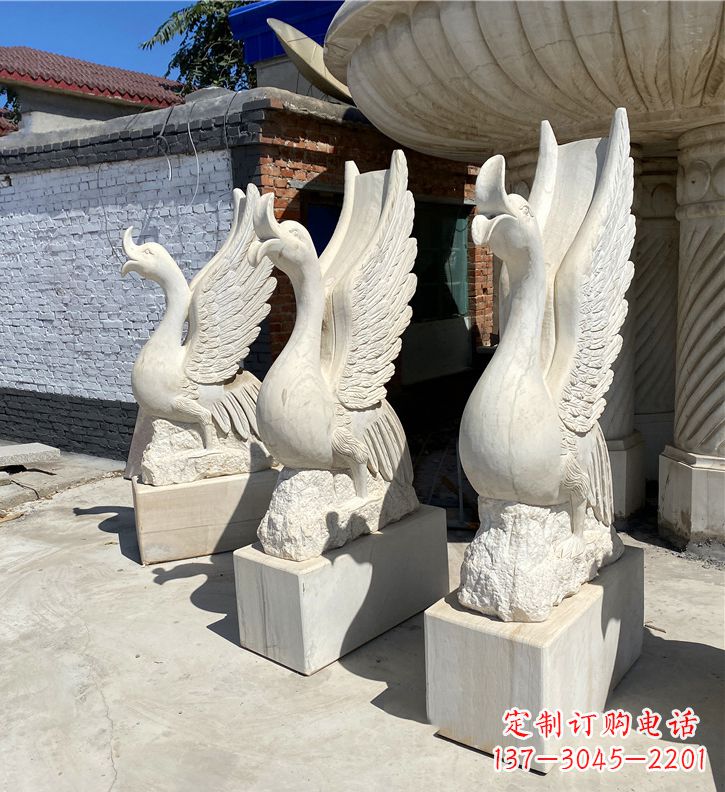南京金羽天鹅雕塑,给您的公园带来浪漫景致