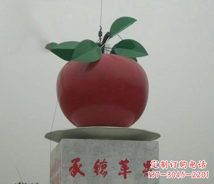 南京精美苹果雕塑,给空间增添独特风格