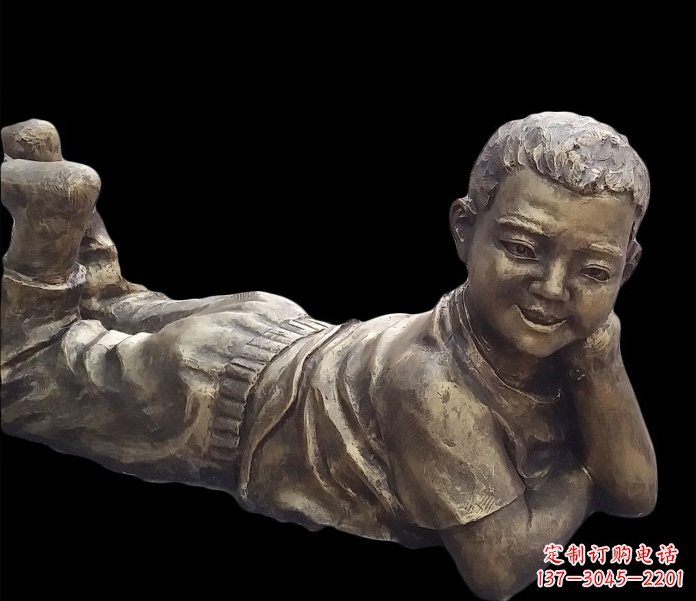 南京令人惊叹的青春少年雕塑