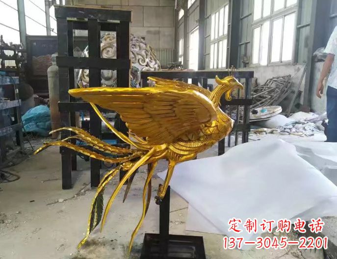 南京精美凤凰雕塑漆金无双