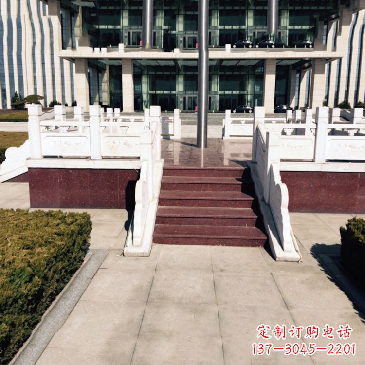 南京高贵的象征——中领雕塑升旗台雕塑