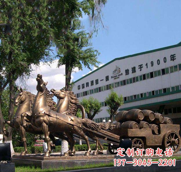 南京追求完美,华丽马车铜雕塑