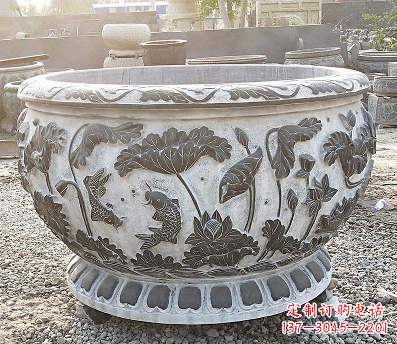 南京荷花雕塑,迎宾之礼