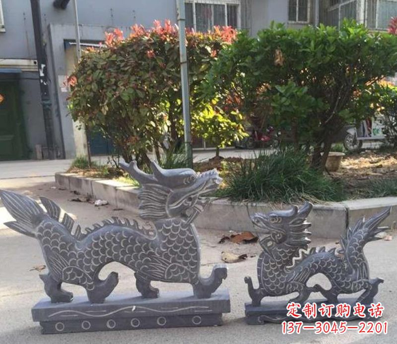 南京青石母子龙雕塑