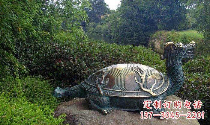 南京融合经典的青铜龙雕塑