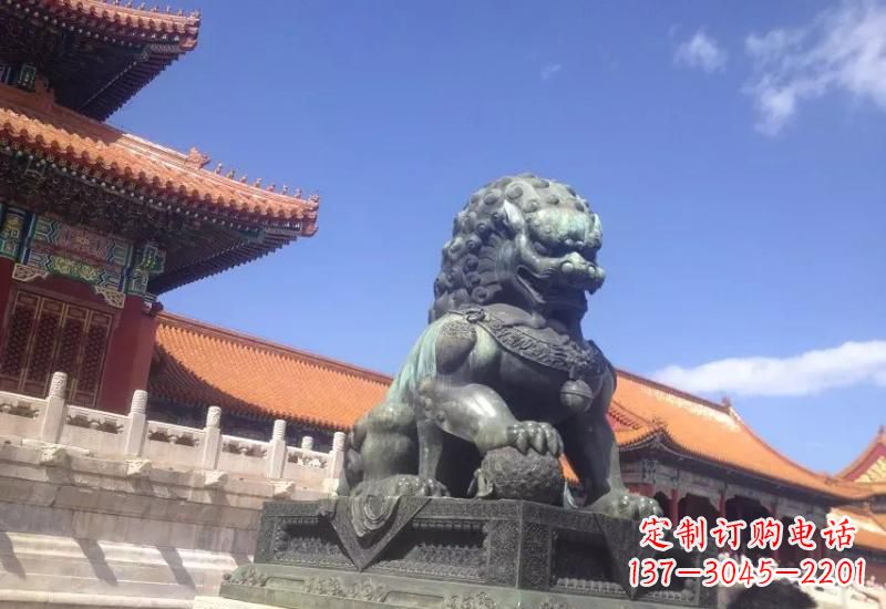 南京精致青铜狮子雕塑,表达荣耀之美