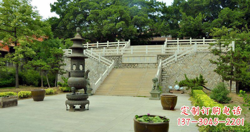 南京青铜香炉雕塑 (2)