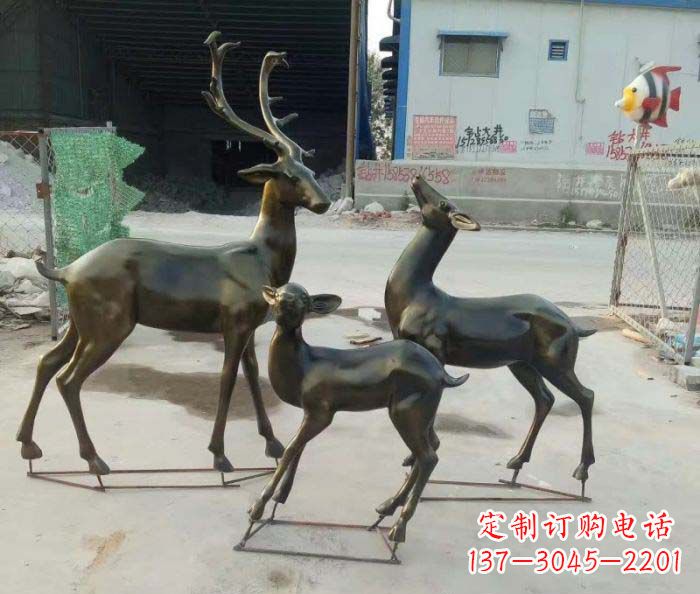 南京群雄逐鹿,铸就精致鹿雕