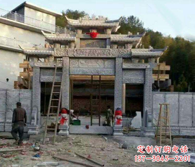 南京三门仿古石雕牌坊打造质感升级的精致建筑