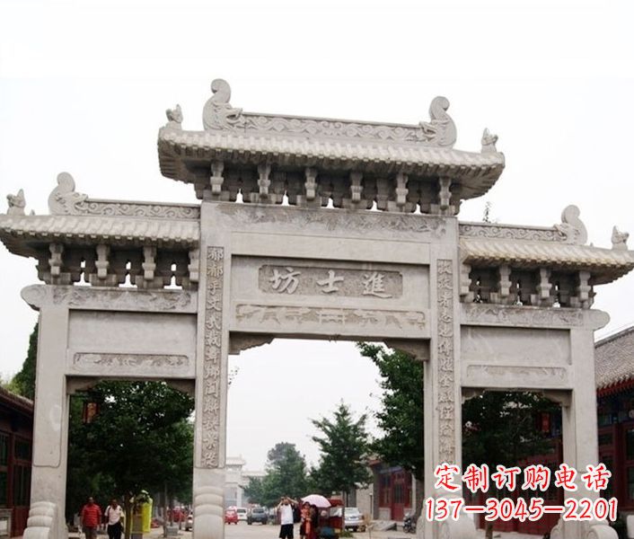 南京艺术匠心打造的石雕牌坊