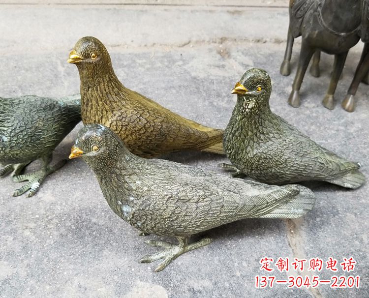 南京中领雕塑:少女与和平鸽的象征