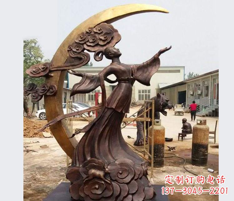 南京中领雕塑:精美嫦娥月亮铜雕