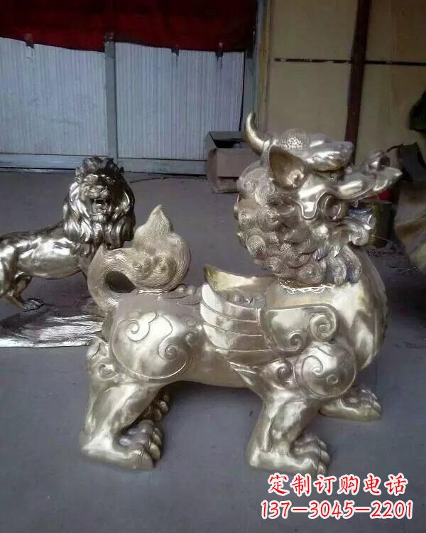 南京中领雕塑:貔貅铜雕精致雕塑