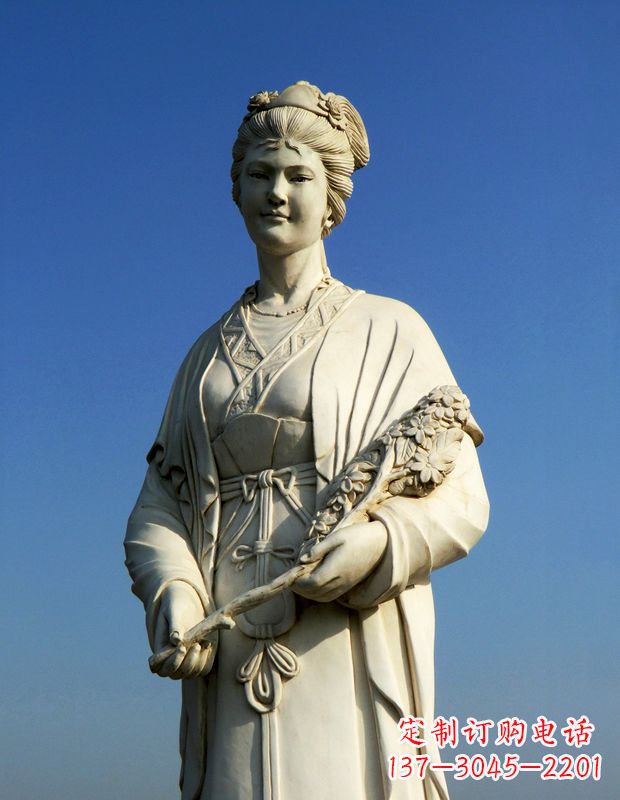 南京领雕塑:精致雕刻,体现经典美女雕像