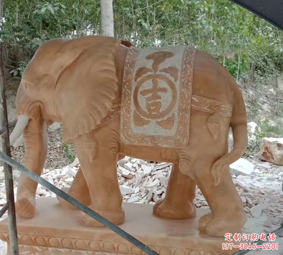 南京美观高雅的吉祥大象雕塑