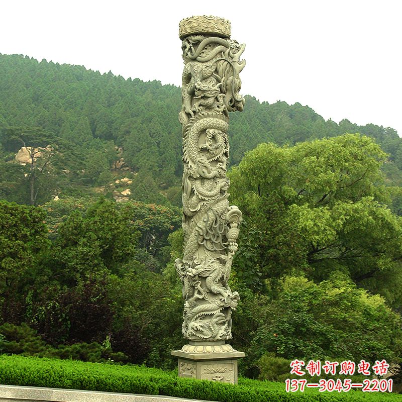 南京中领雕塑:大气雄伟的石雕龙柱