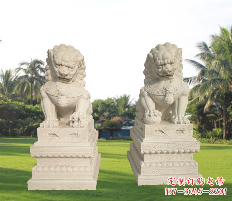 南京狮子雕塑增添华贵气息