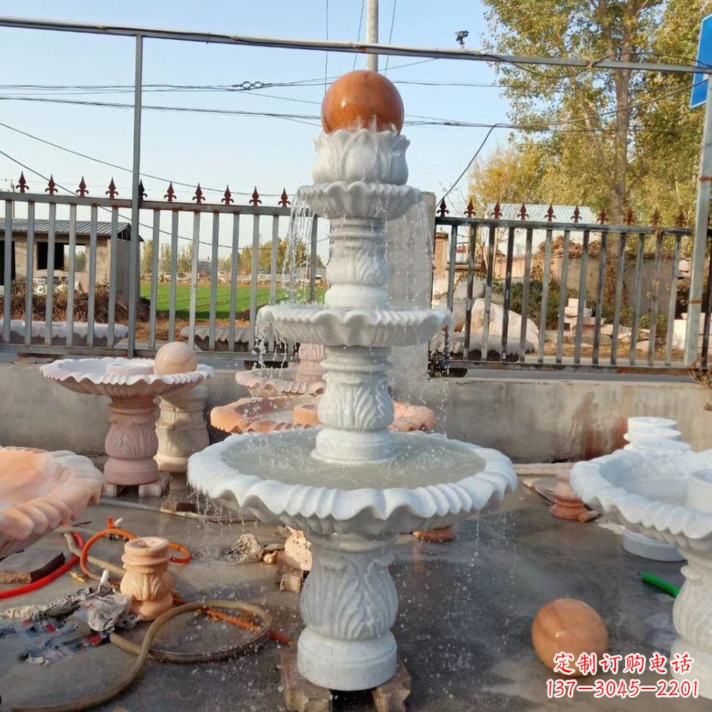 南京石雕喷泉，营造出静谧氛围