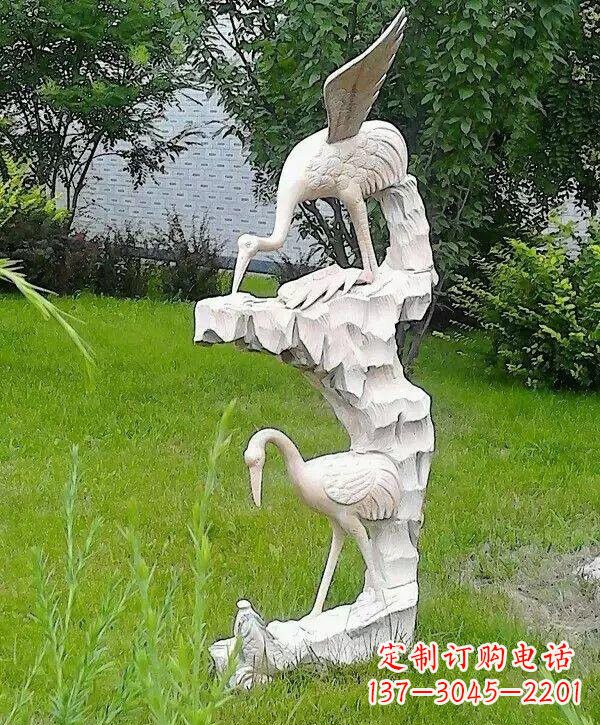 南京石雕仙鹤鲤鱼
