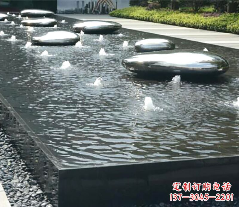 南京水滴水池不锈钢雕塑