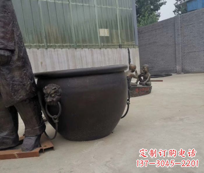 南京水缸铜雕塑 (2)