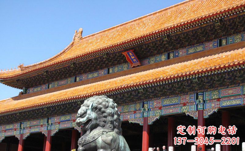 南京寺庙门口青铜狮子雕塑