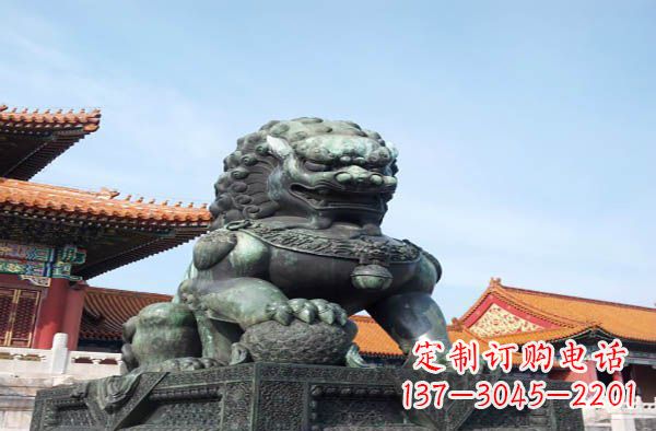 南京寺庙门口狮子铜雕